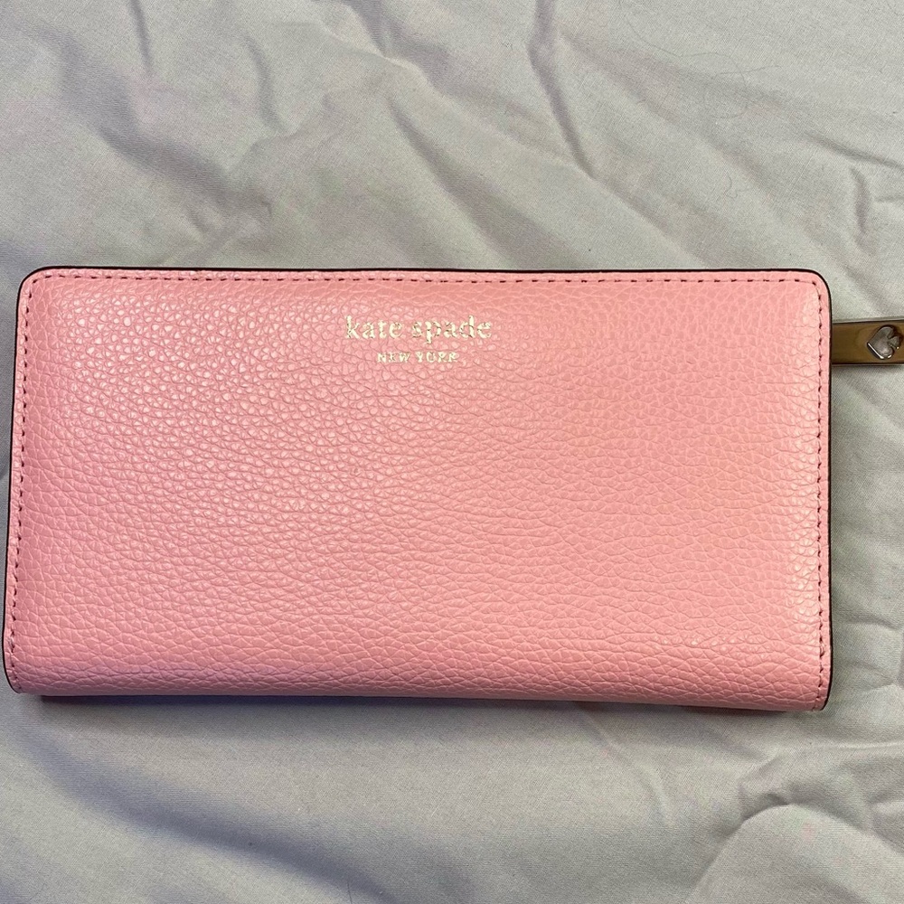 💕 NWT 💕 Kate Spade ♠️ Wallet